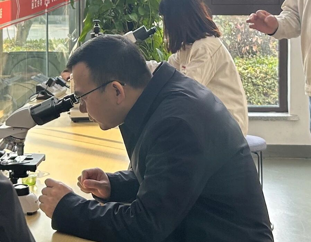 艾詩(shī)特蝦青素 艾詩(shī)特蝦青素