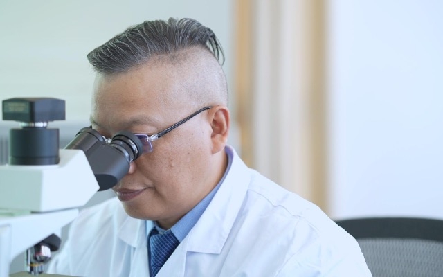 “中國(guó)蝦青素之父” 從軍醫(yī)到微藻專家，十年如何打破國(guó)際壟斷