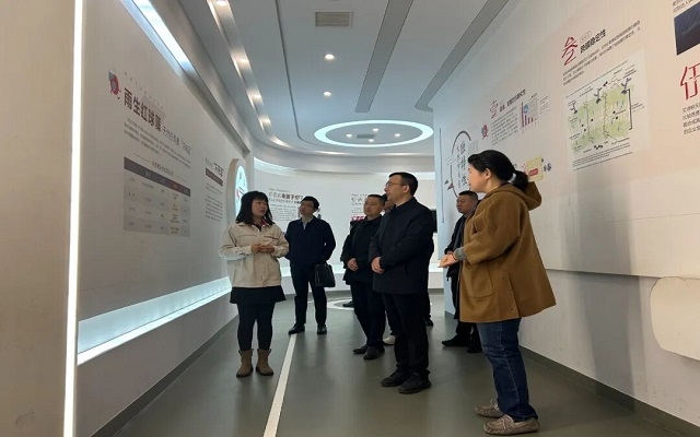 荊州市委副書記金鵬率隊調(diào)研艾詩特透明工廠，助力蝦青素產(chǎn)業(yè)“破壁出圈”